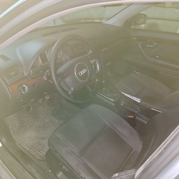 Vand Audi A4 2.0 2002 cu GPL