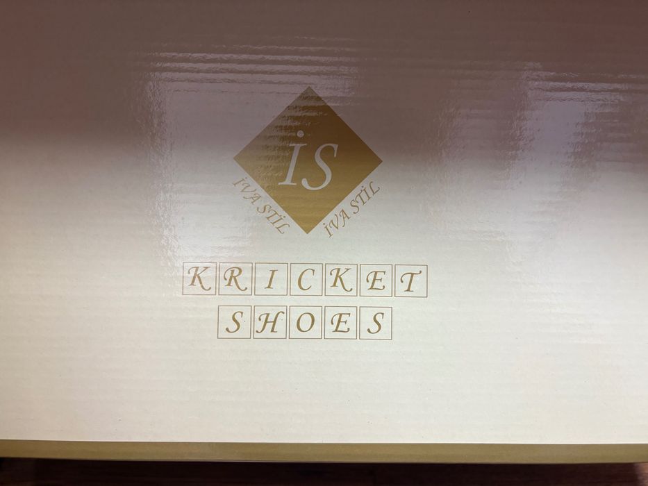 Обувки - естествен лак, българско производство