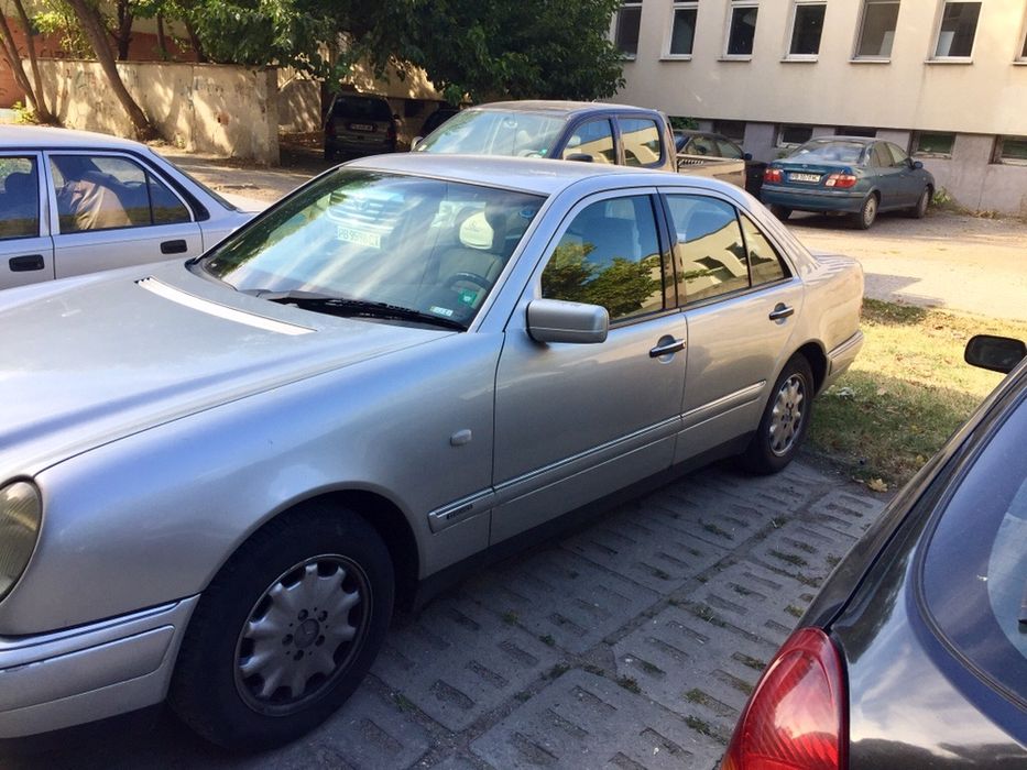 Mercedes-Benz W210 E200 136 к.с. на части !/ Мерцедес
