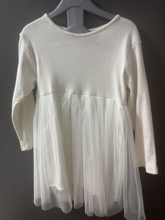 Платья на девочку 5,6лет