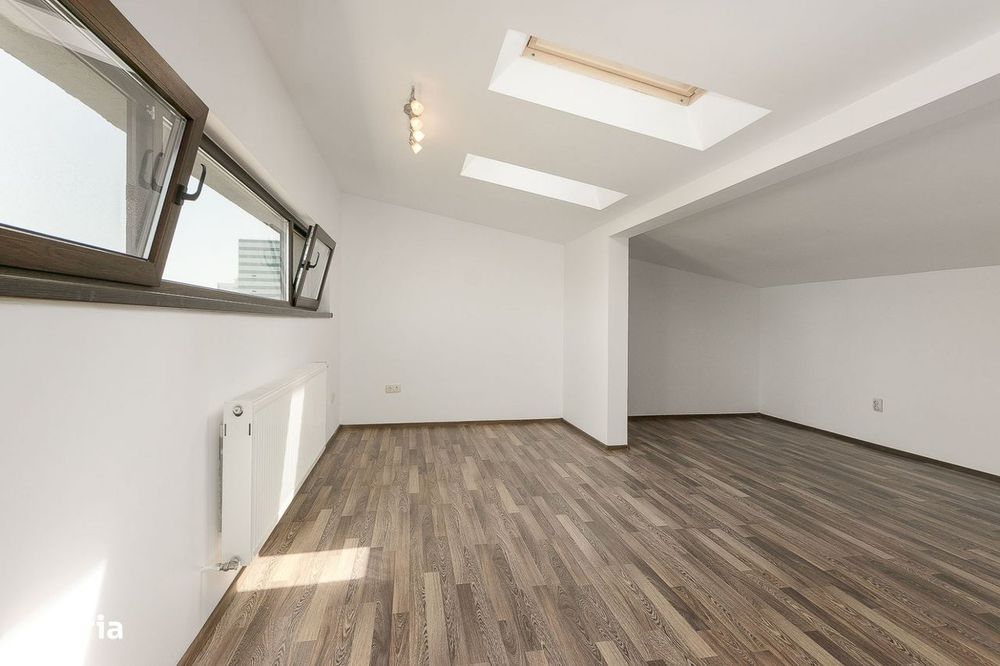 Vilă exclusiv rezidențială, Cortina Residence