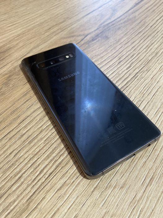 Самсунг с10 на 128 гига