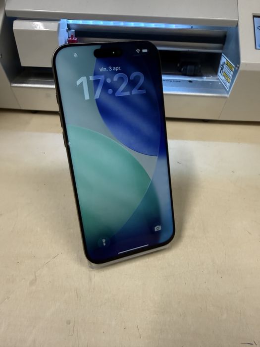 Iphone 16 pro max / 256 gb / 94 % baterie / Garantie