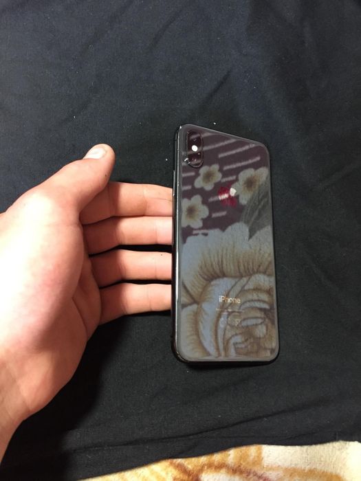 Vând iPhone x fără ecran!!