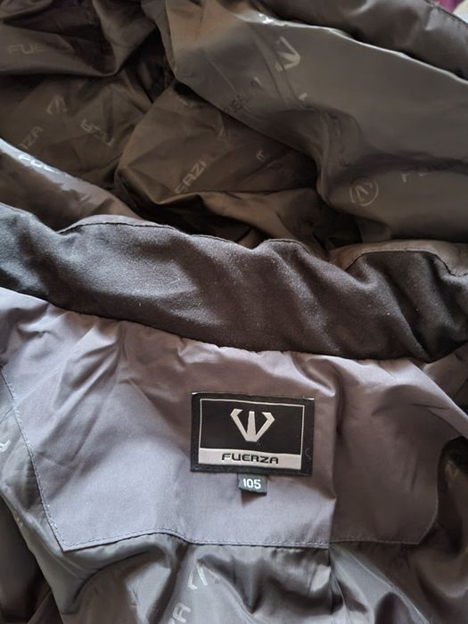 Kurtka FUERZA  brend sotiladi