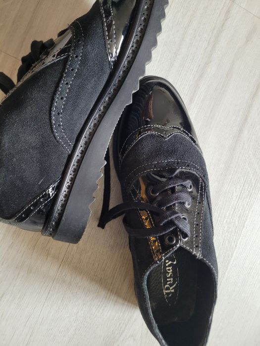 Pantofi dama piele lacuita și întoarsă