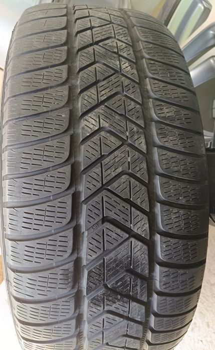 Оригинални джанти с гуми зимни 19 цола за Mercedes GLC дот 2020г