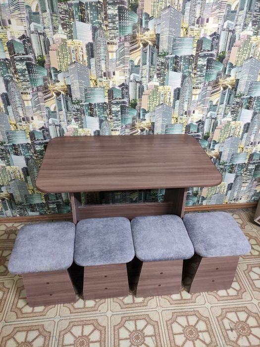 Столы кухонные с табуретками. Доставка по городу!!!