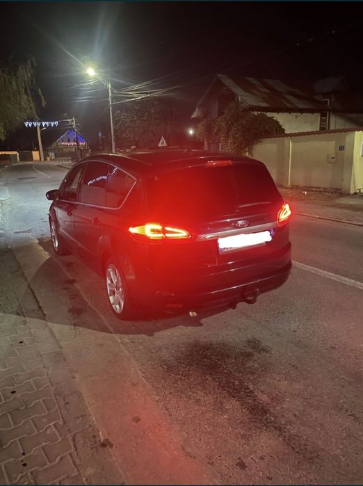 Vând Ford S Max 2010
