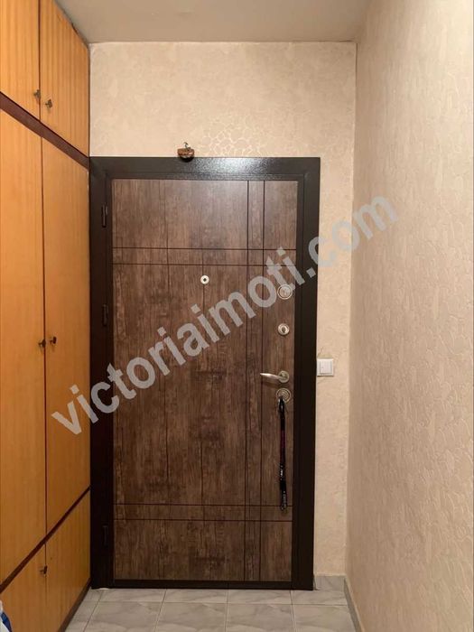 Продава се Тристаен апартамент в Велико Търново, Бузлуджа - 77 кв.м за 1273 €/кв.м - Снимка #2