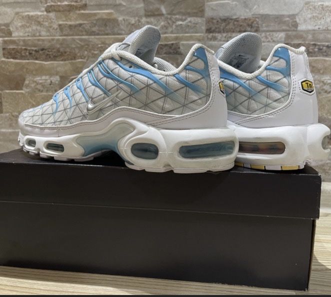 Nike Air Max Plus în ediția "Marseille"