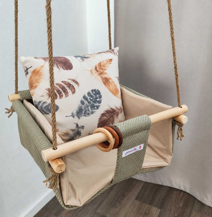 Продавам бебешка текстилна люлка Pavalite Kids.