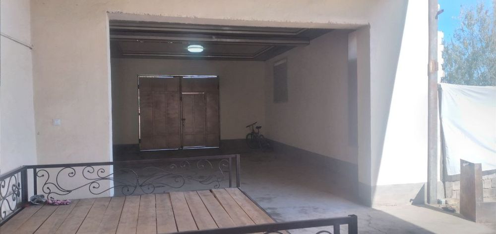 Hovli sotiladi 8 sotix Vatstroy ohrida