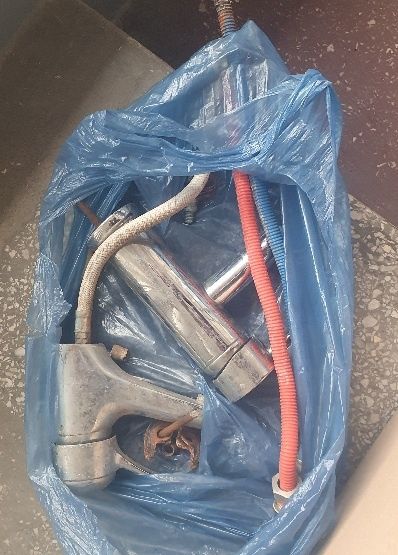 Baterie 2 baterii baie 1+1 gratuit inalta si medie 4 furtune flexibile