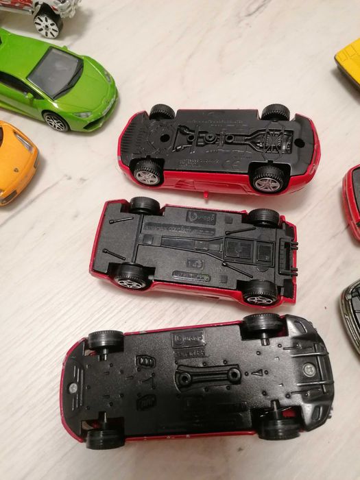 Machete Burago, Welly 1:43