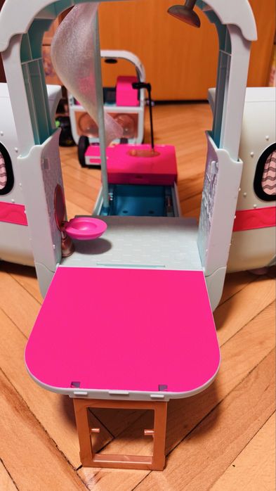 Masina Glamper OMG Surprise