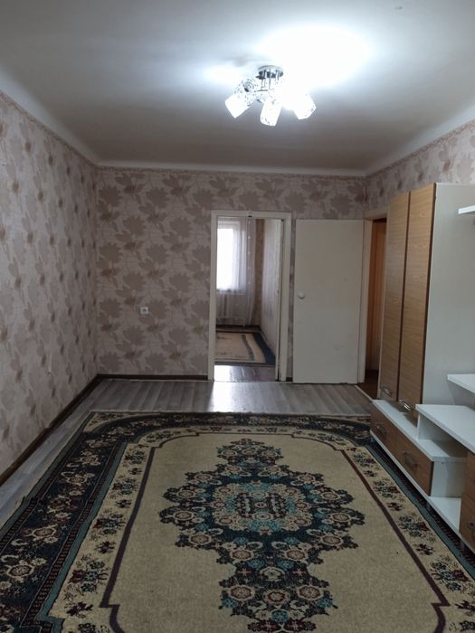 Чиланзар 13 продажа 2/3/5 кирпич  54кв.м