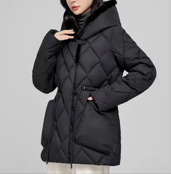 Дамско зимно яко в черно