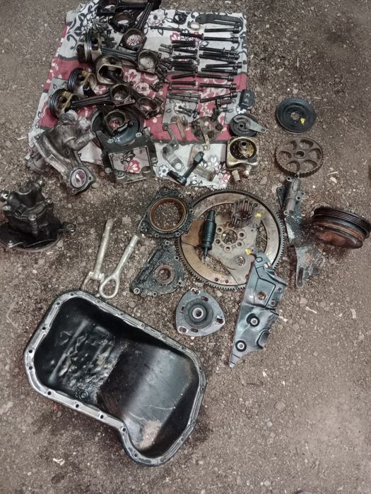 Автозапчасти  авто