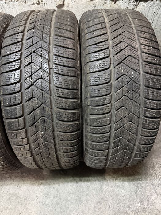 245/45/18 Pirelli 4бр дот22 MO BMW