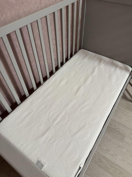 Манеж, детская кроватка sundvik ikea