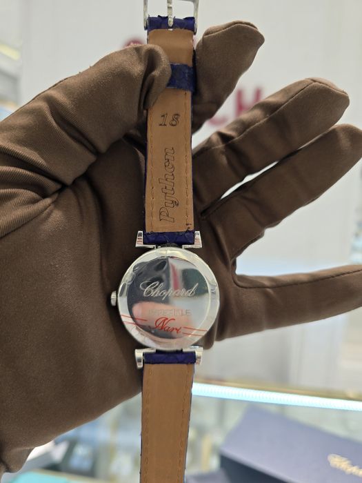 Новиночка от Chopard в беллом золоте с бриллиантами в 1.1 карат
Импери