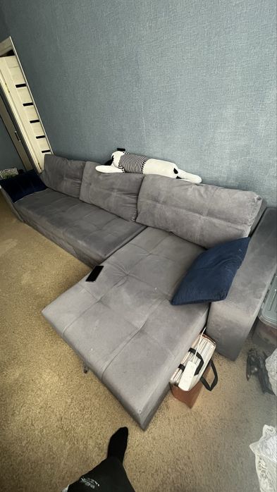 Продам диван угловой