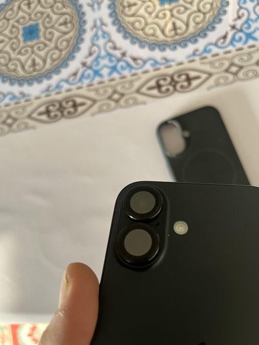 Iphone 16 128 gb на гарнитий