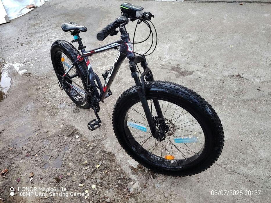 Vând bicicletă ca și nouă