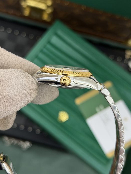 Rolex Date-Just Diamond 31 Yellow Gold