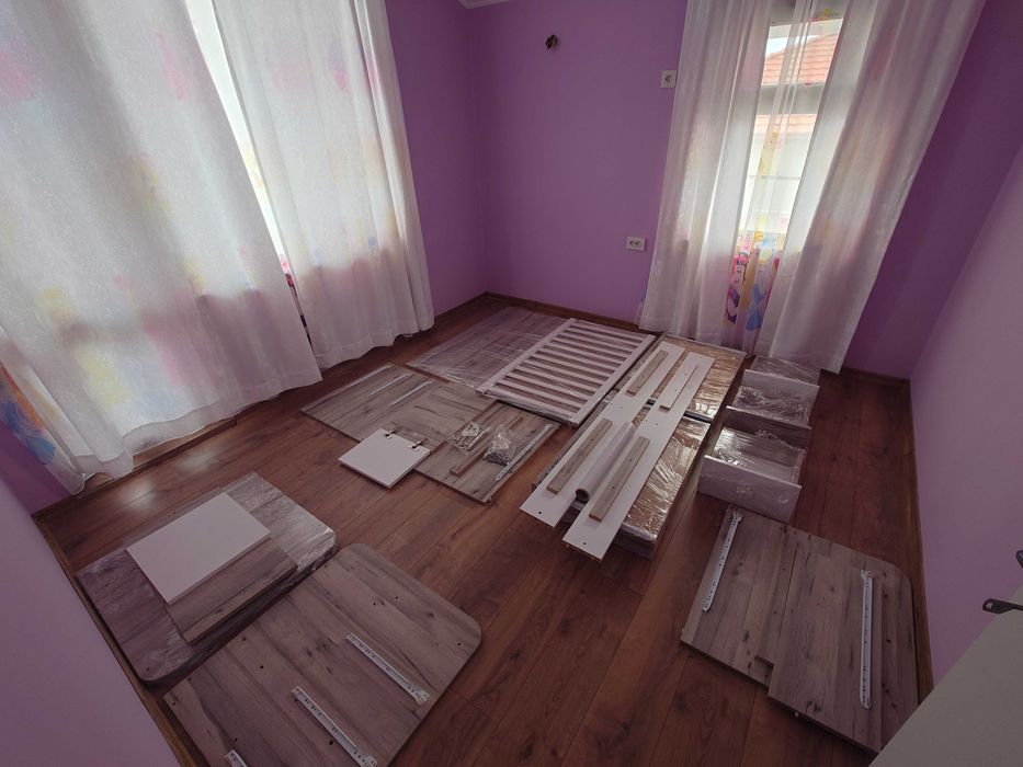 Бебешка Кошара в отлично състояние.