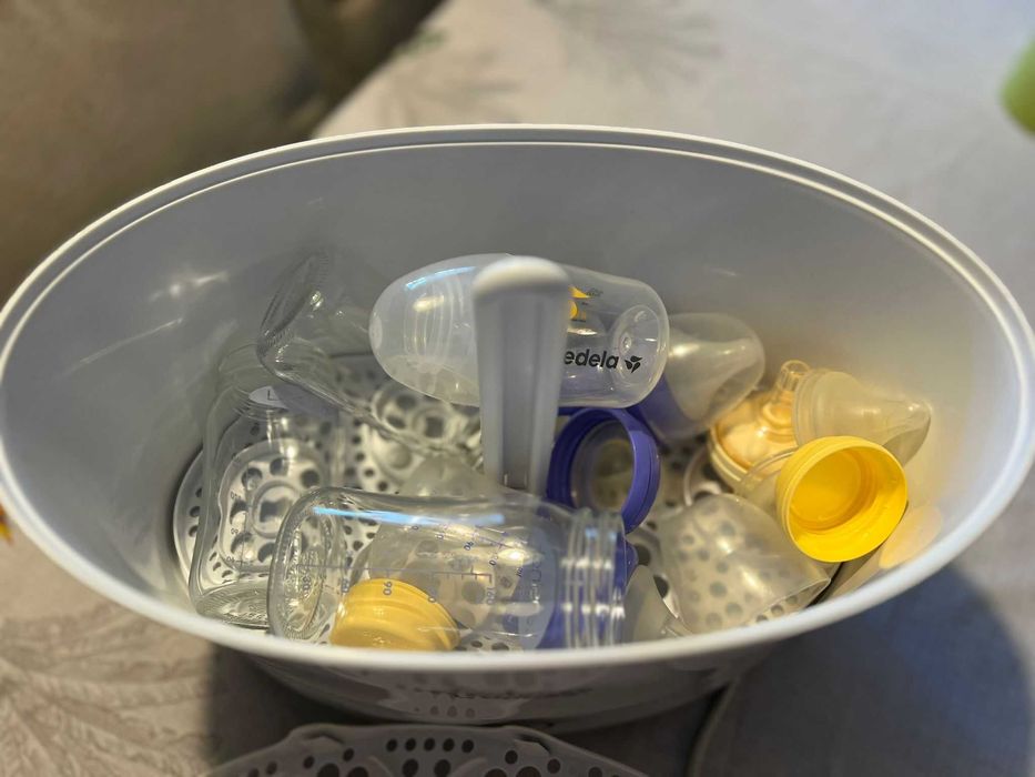 Sterilizator Electric Tommee Tippee + Accesorii Medela