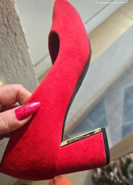Pantofi piele intoarsa