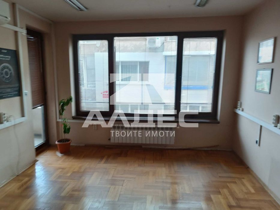 Дава се под наем Офис в София, Лозенец - 106 кв.м за 797.64 € - Снимка #4