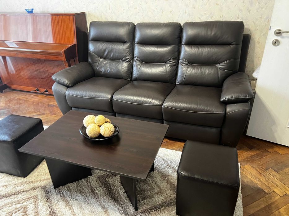 Дава се под наем Тристаен апартамент в София, Стрелбище - 110 кв.м за 750 € - Снимка #2