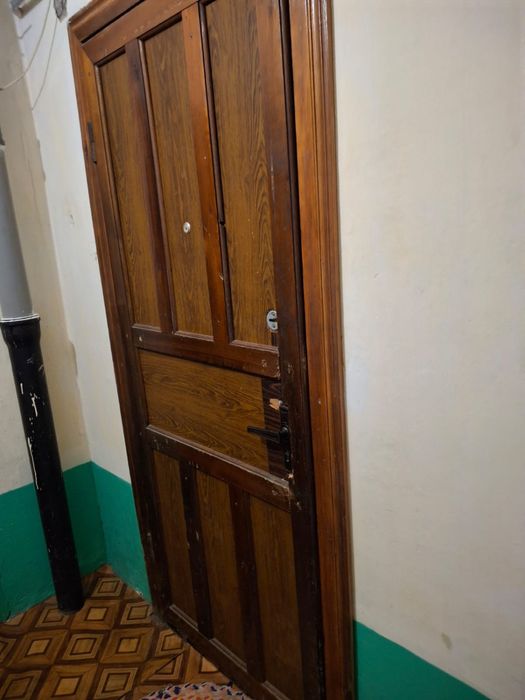 Продам дверь размер стандарт