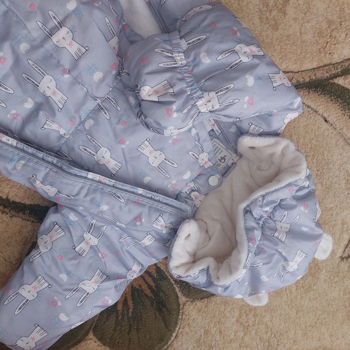 Комбинезон тёплый на 6-9мес