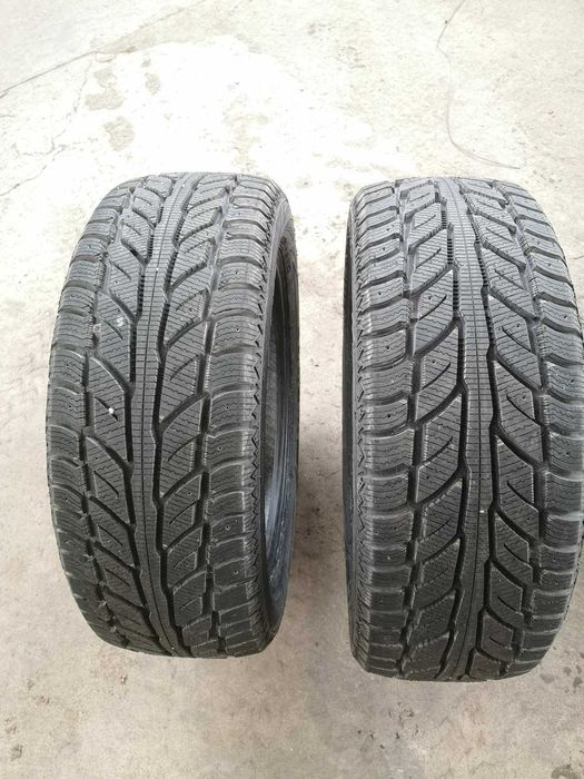 Нови зимни гуми 2броя.