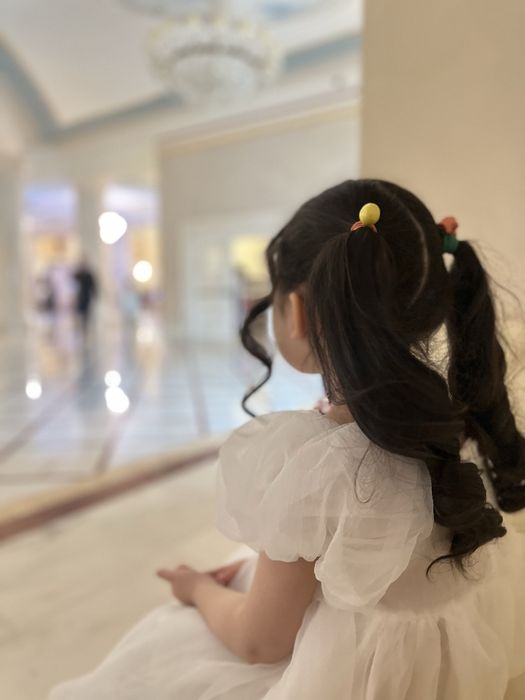 Белое нарядное платье для девочек