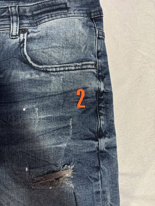 Къси дънки DSQUARED 2 размер 50 “скъсани”