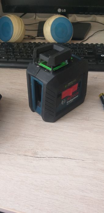 Bosch Professional GLL2-20 G лазерный уровень