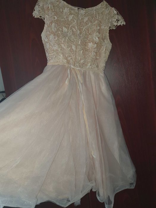 Vand rochie de ocazie Hira Design