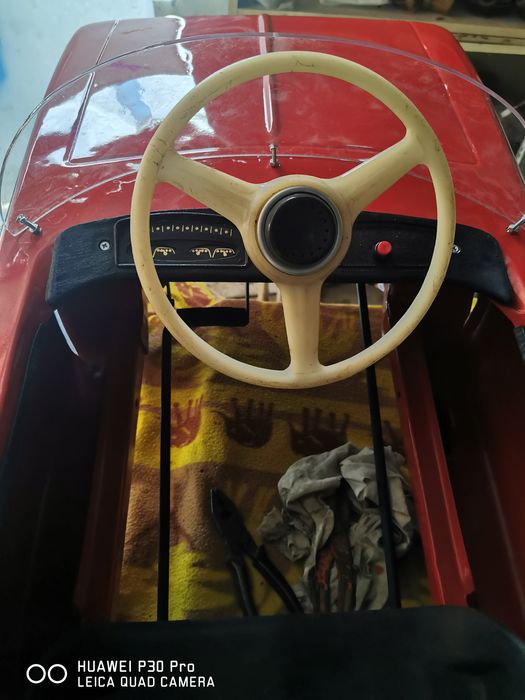 Кола с педали москвич