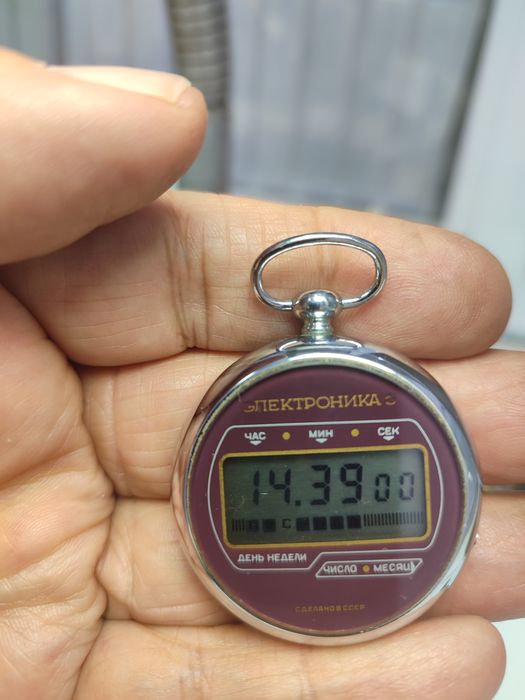 Карманный электронный