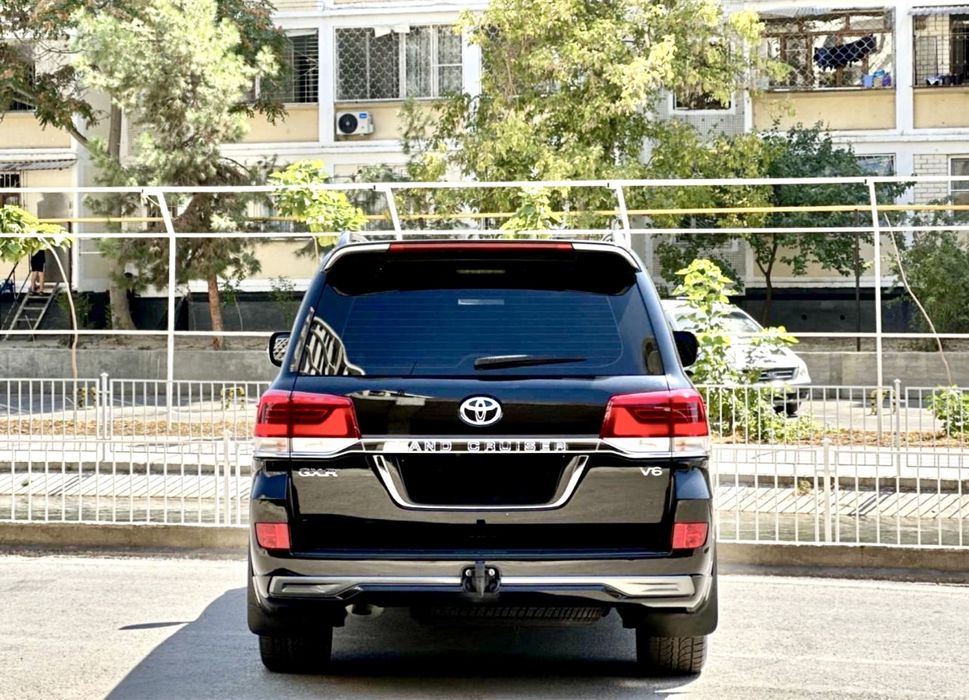 Toyota Landcruiser 200 Xizmati