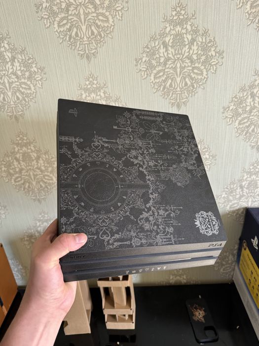 Ps 4 Pro Limited Editon 1 TB