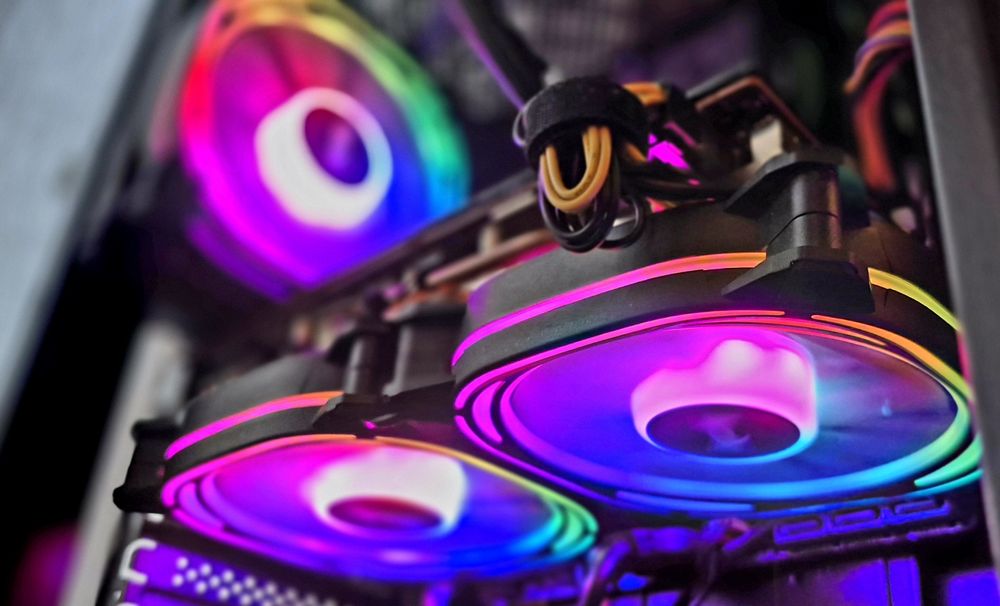 Pc gaming Ryzen 5 RX 5700 XT 8GB 16GB RAM NVMe 512GB