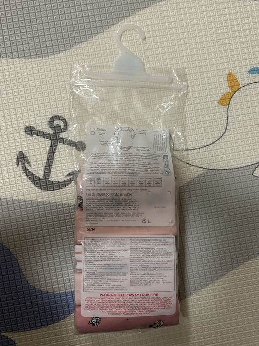 Комплект 5бр боди с къс ръкав disney primark размер 74