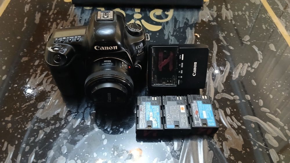 Canon Mark 4 sotiladi