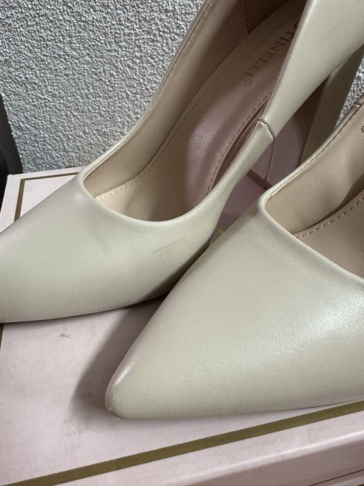 Официални обувки